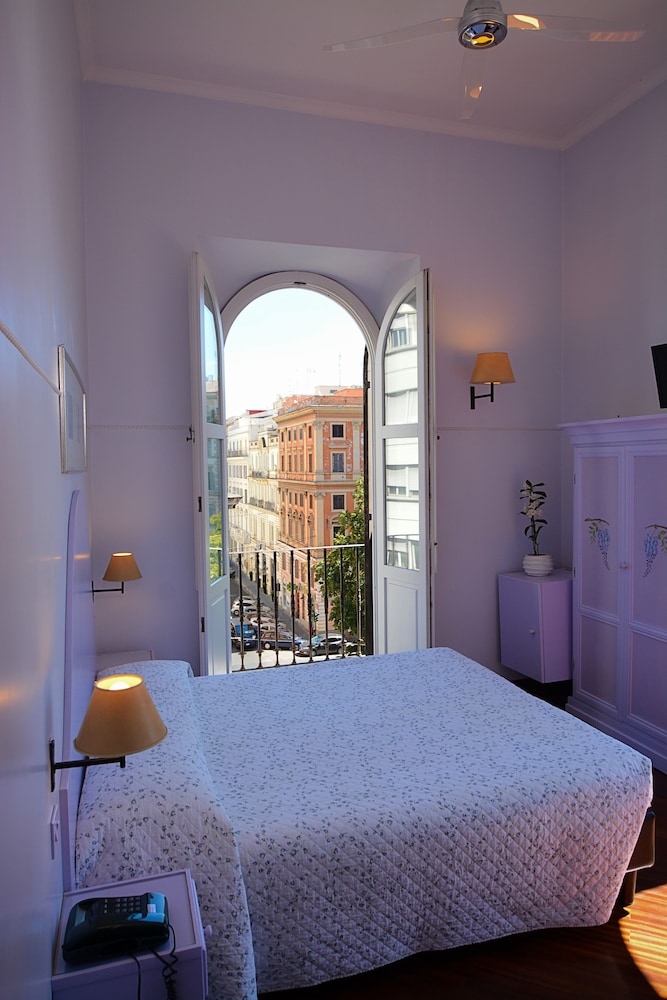 Lilium Hotel 9