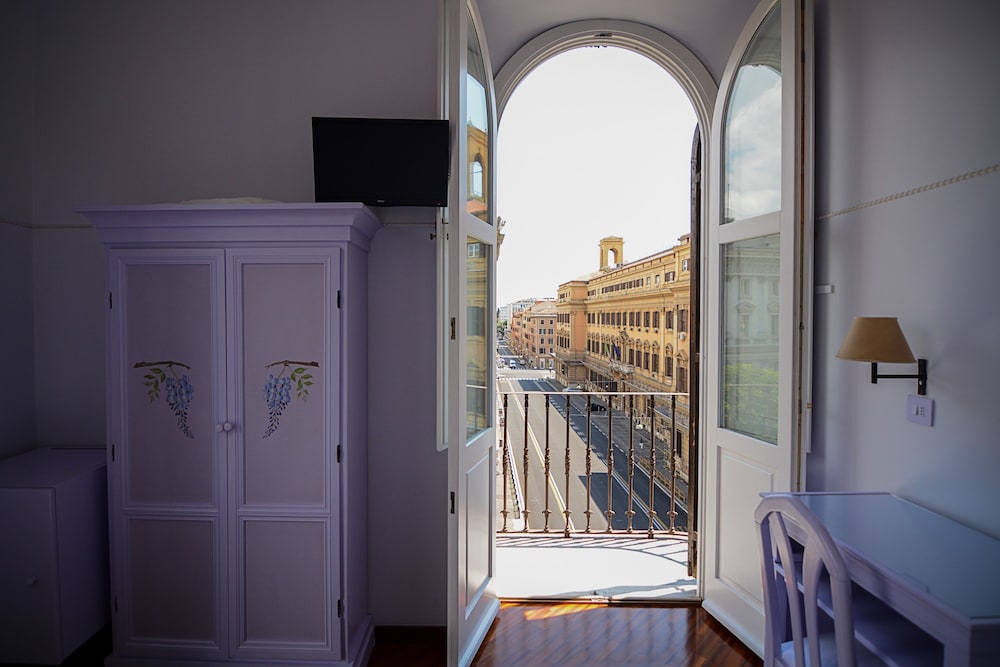 Lilium Hotel 17