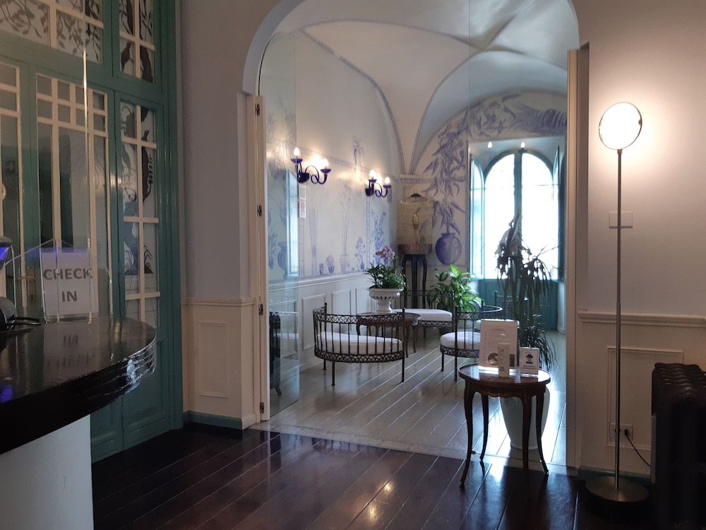 Lilium Hotel 5