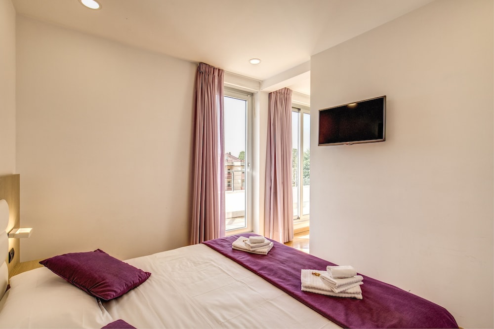 Ginevra Palace Hotel 13