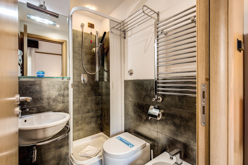 Ginevra Palace Hotel 22