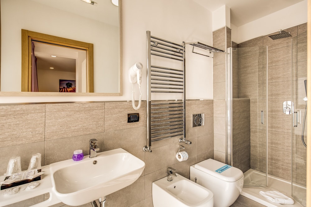 Ginevra Palace Hotel 23