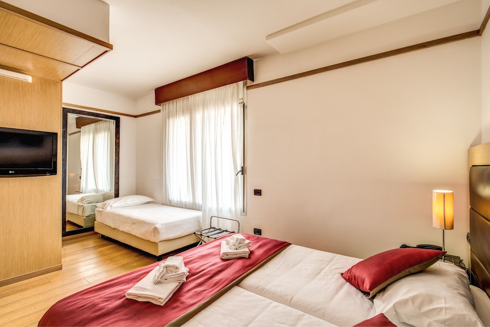 Ginevra Palace Hotel 17