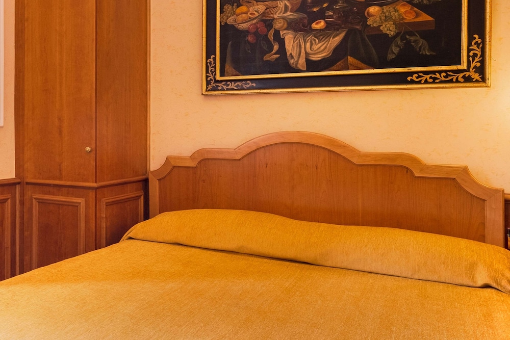 Comfort Hotel Bolivar 21