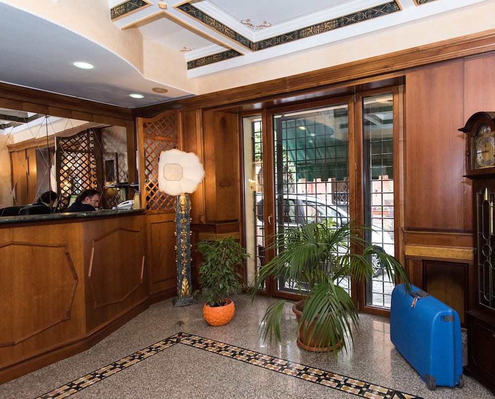 Comfort Hotel Bolivar 3