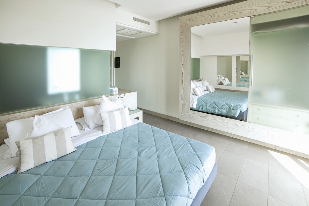 Smy Aran Blu Roma Mare 9