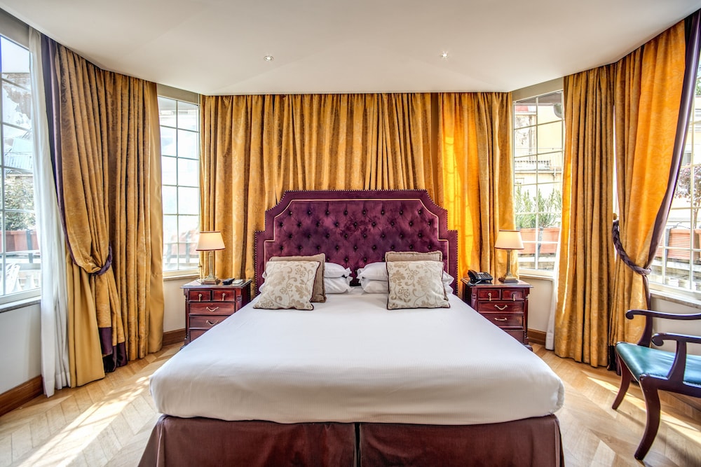 The Britannia Hotel 11
