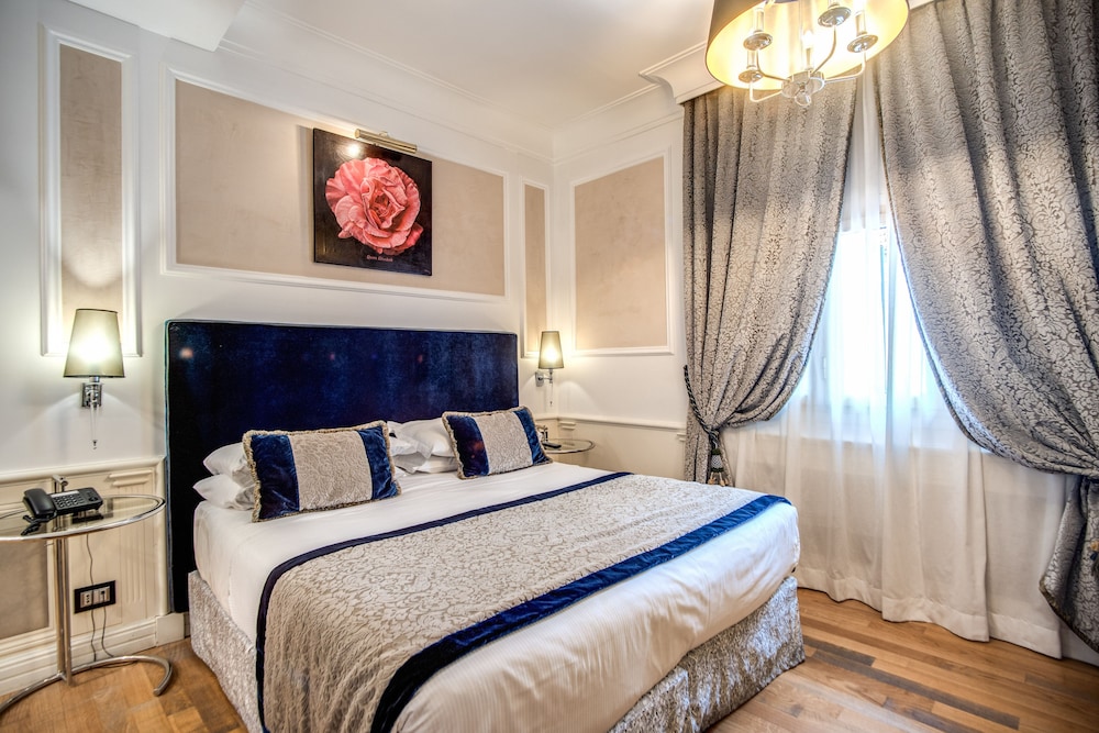 The Britannia Hotel 9