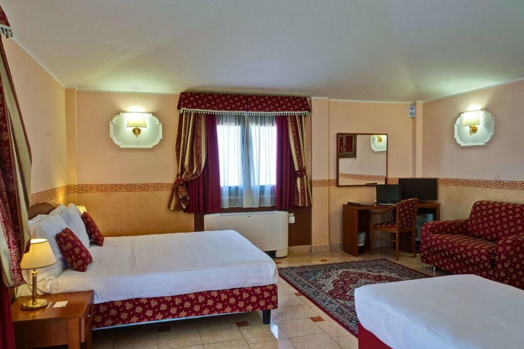 Hotel Riviera, Sure Hotel Collection by Best Western 5