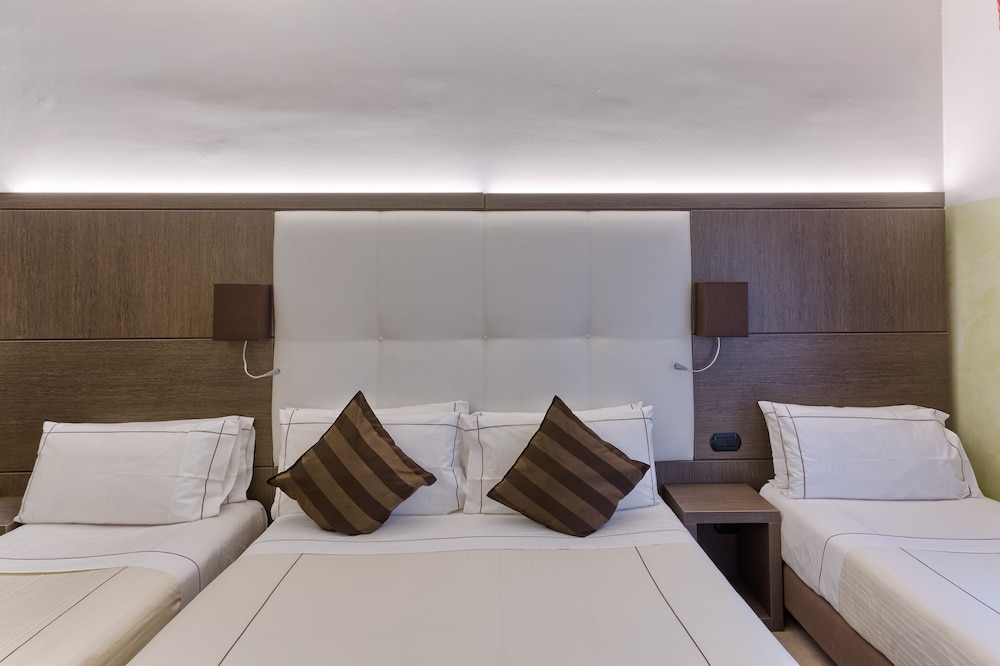 Agape Hotel 7