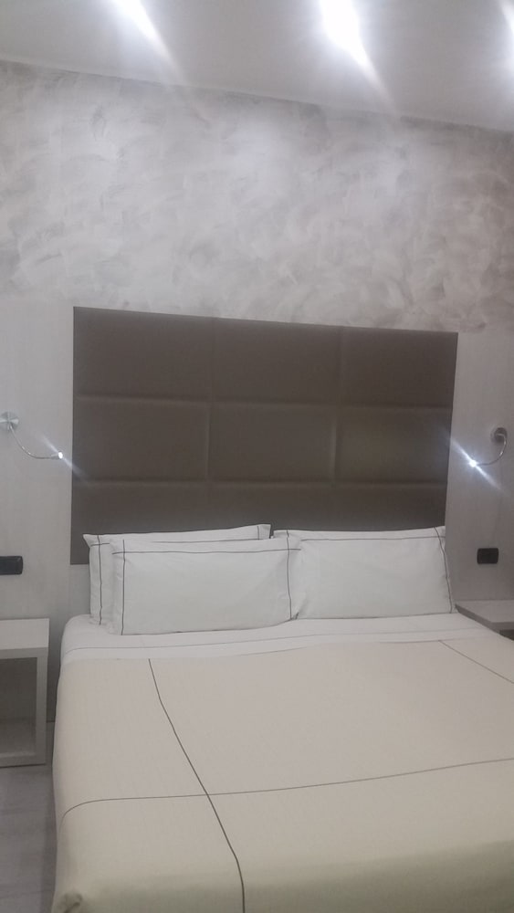 Agape Hotel 6