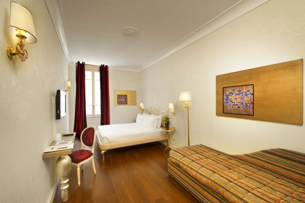 Residenza Frattina 6