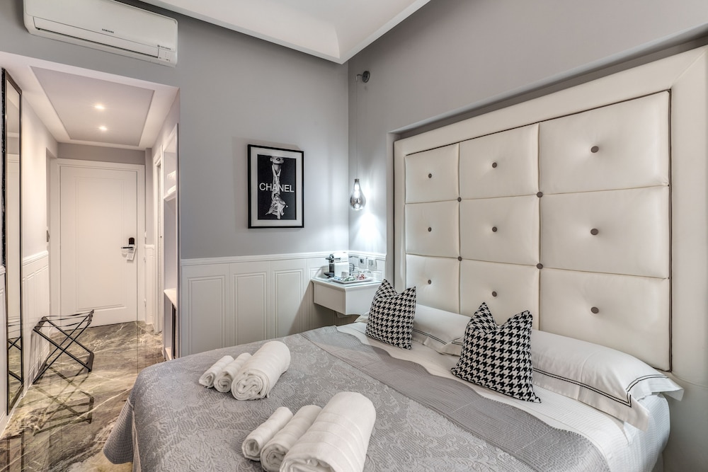 Rome 55 Piazza di Spagna Luxury Rooms 20