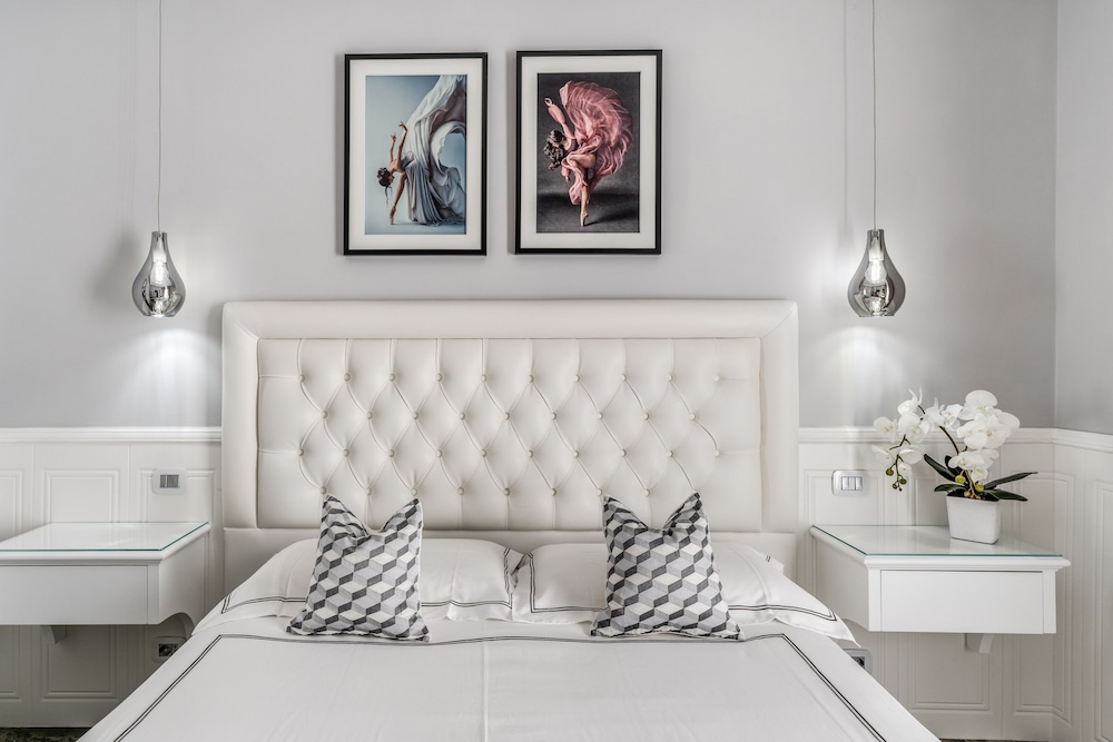 Rome 55 Piazza di Spagna Luxury Rooms 16