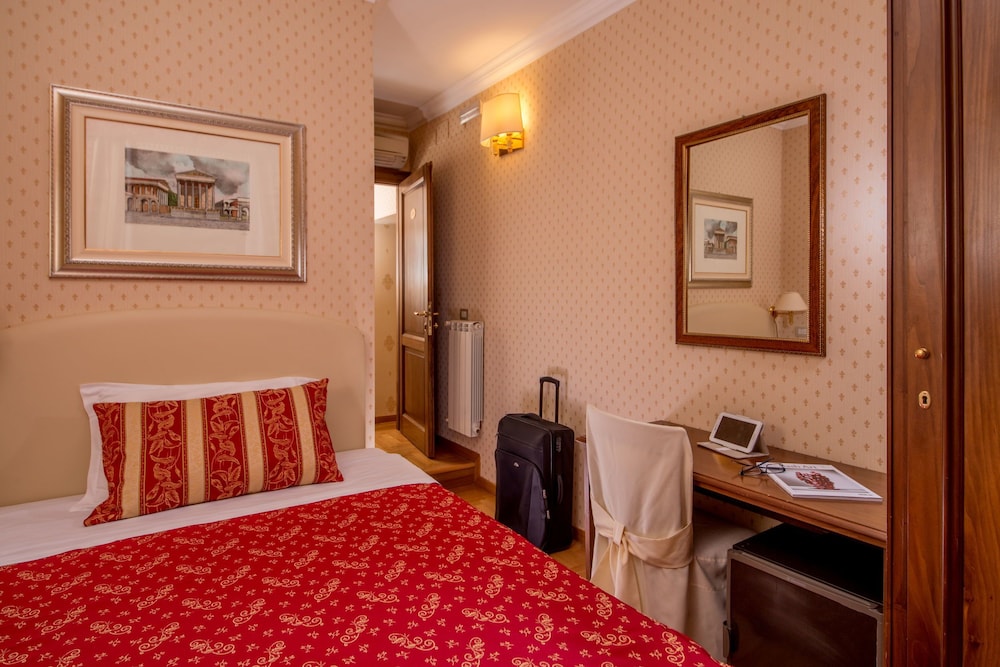 Boncompagni Suite 8
