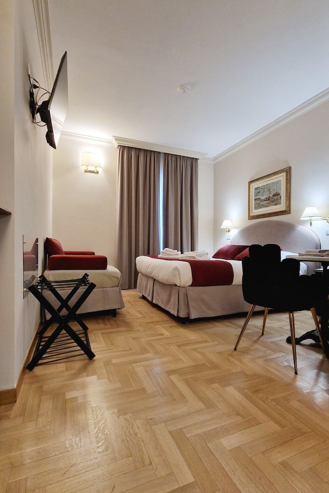 Boncompagni Suite 14
