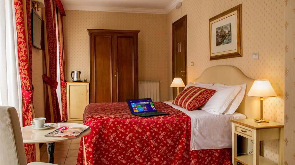 Boncompagni Suite 6