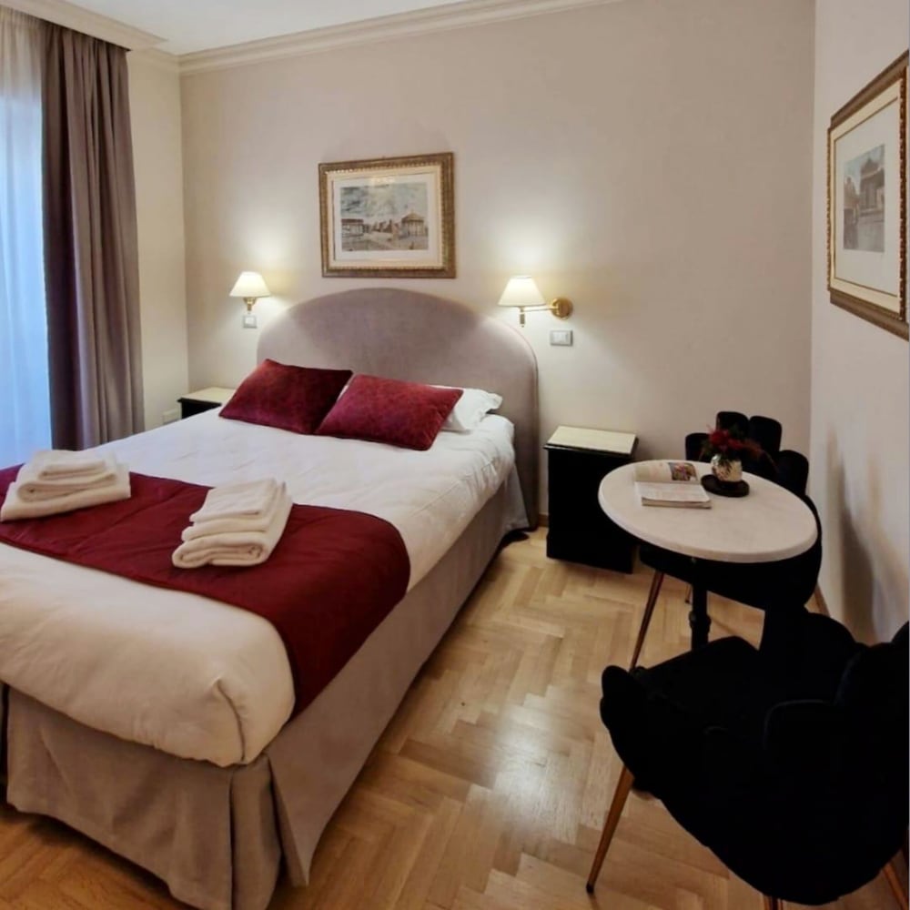 Boncompagni Suite 12