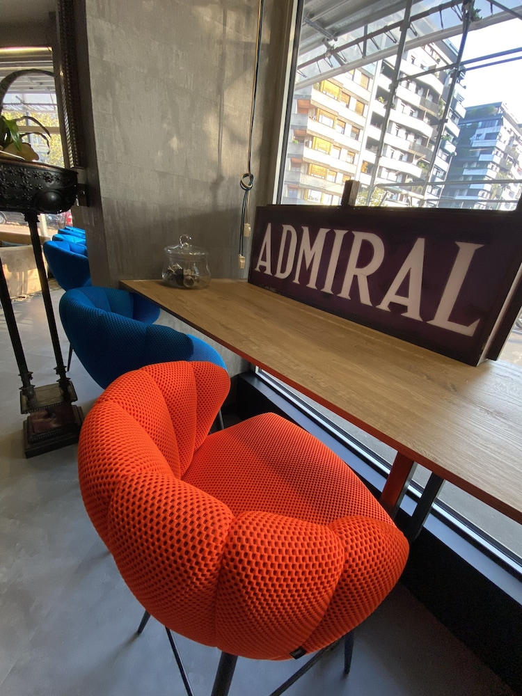 Admiral 2