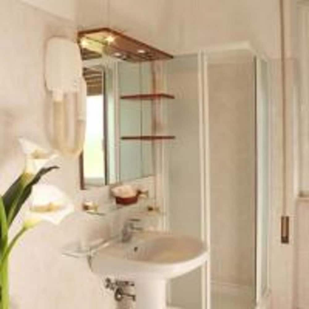 Hotel Cassia 18