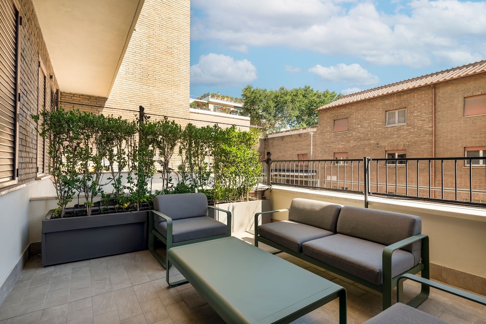 AC Hotel Clodio Roma 9