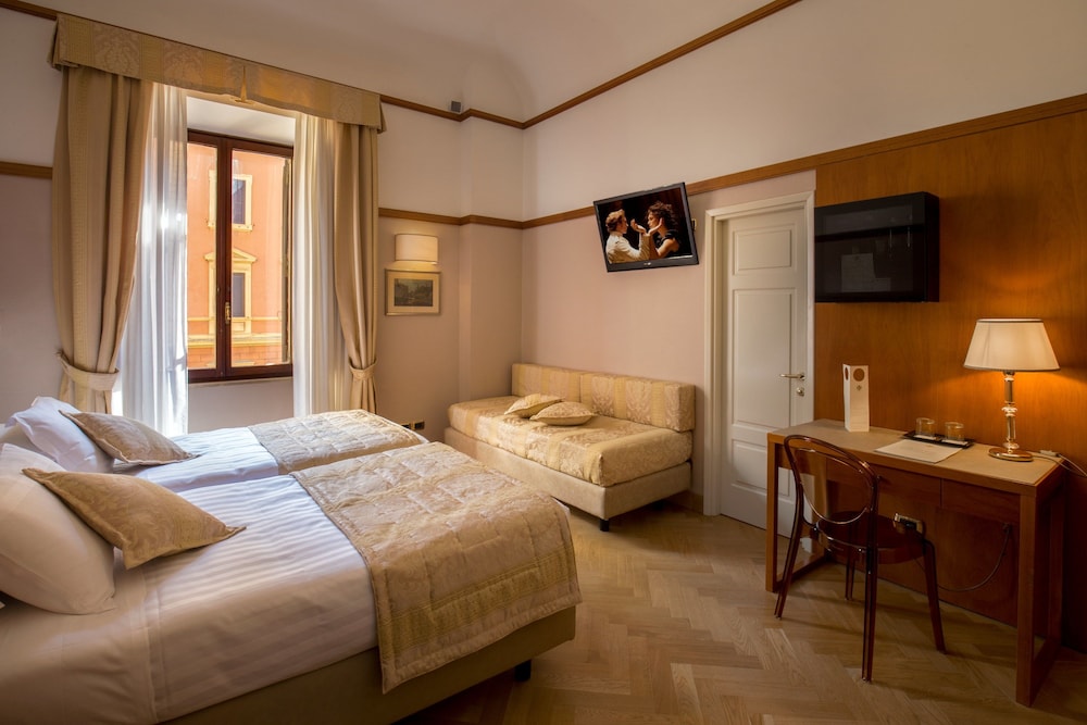 Hotel La Residenca 11