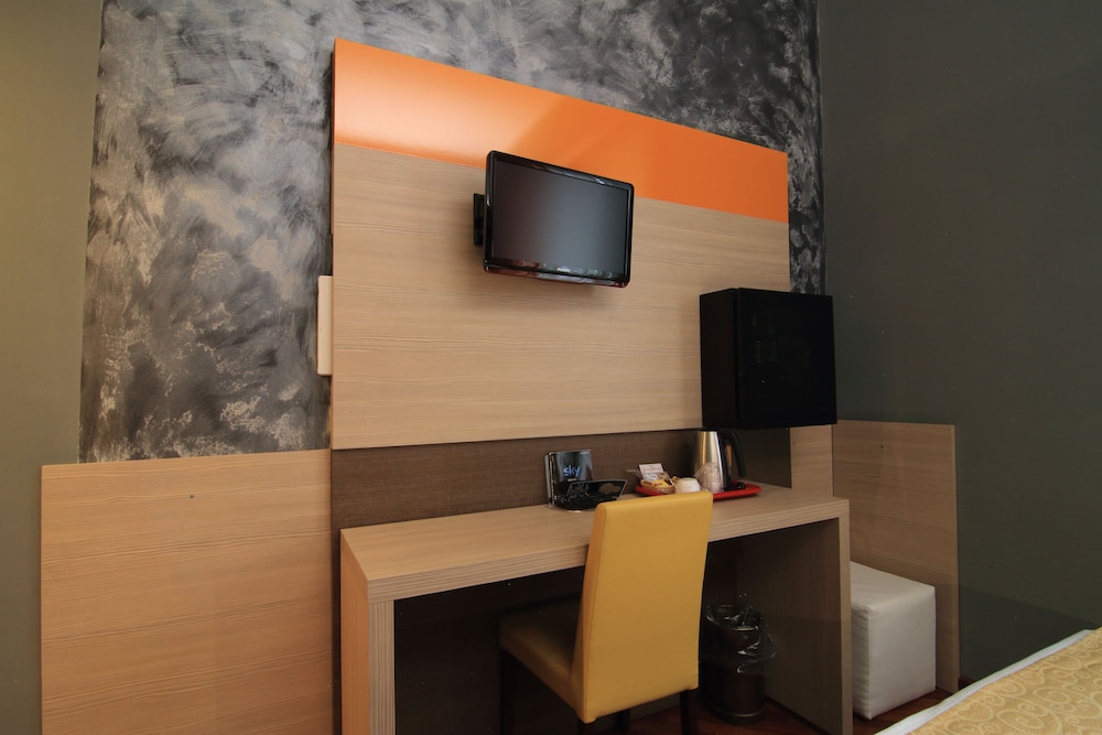 Hotel Metrò 19