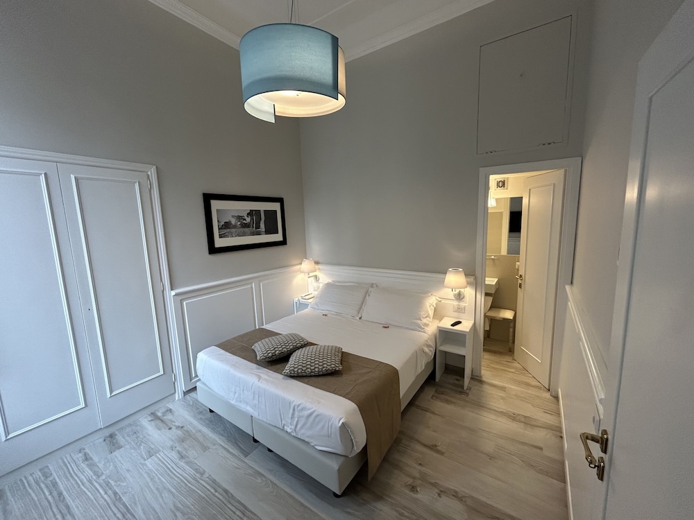 Aenea Superior Inn 23