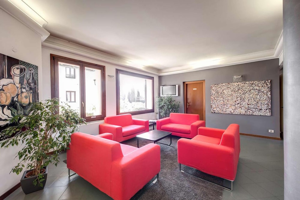 Hotel Alba Torre Maura 5