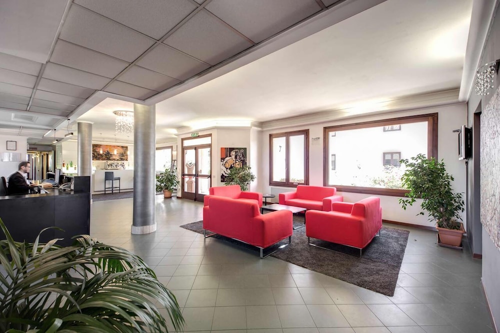 Hotel Alba Torre Maura 8