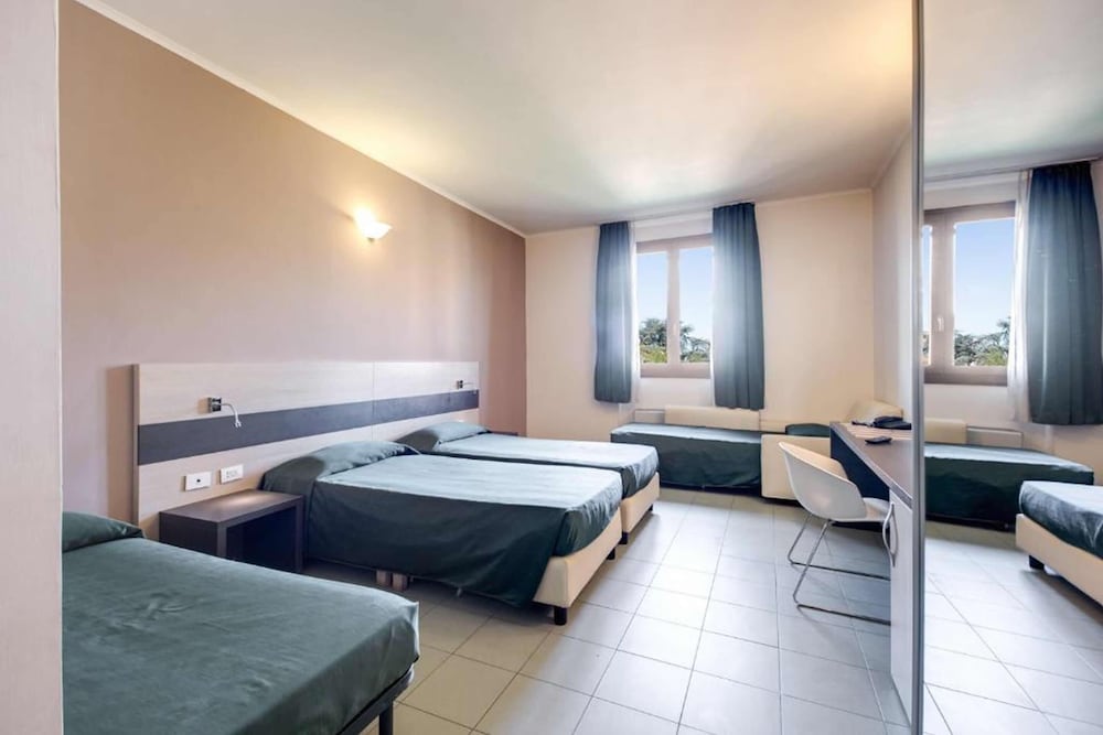 Hotel Alba Torre Maura 15