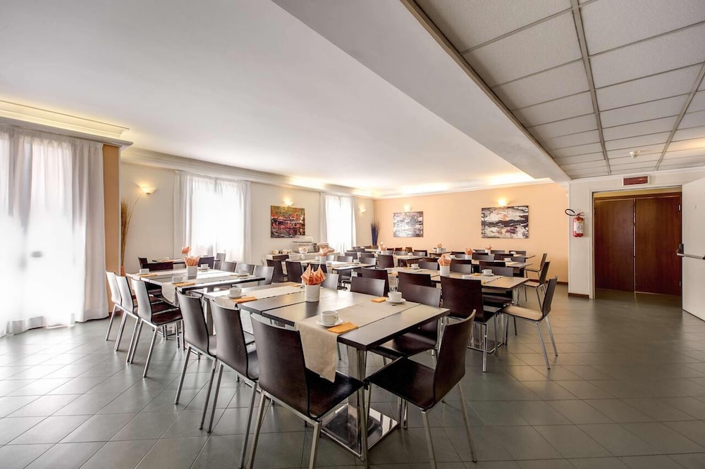 Hotel Alba Torre Maura 20