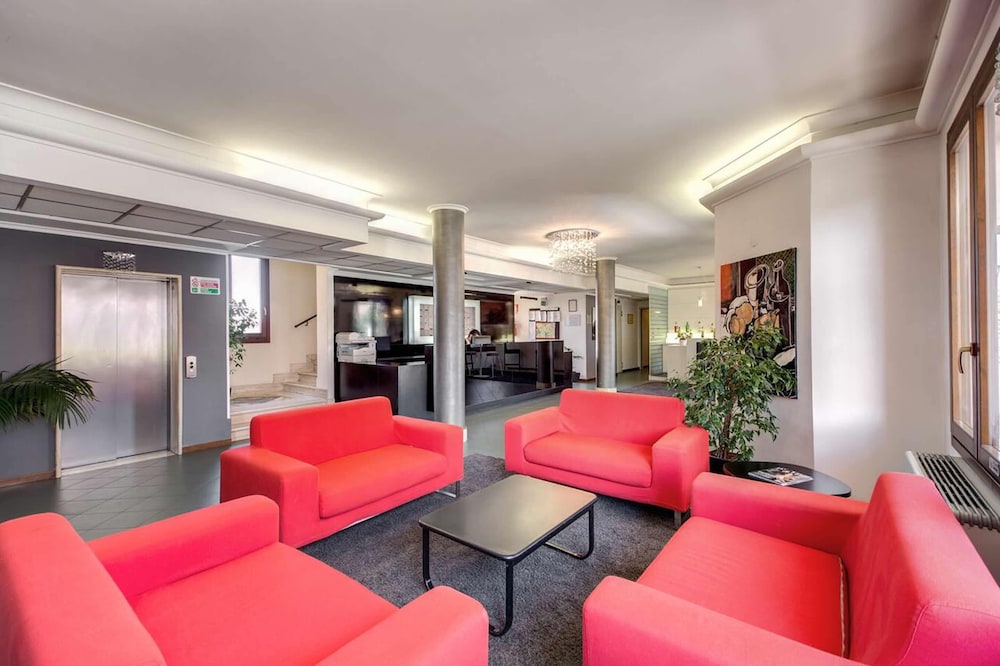 Hotel Alba Torre Maura 10