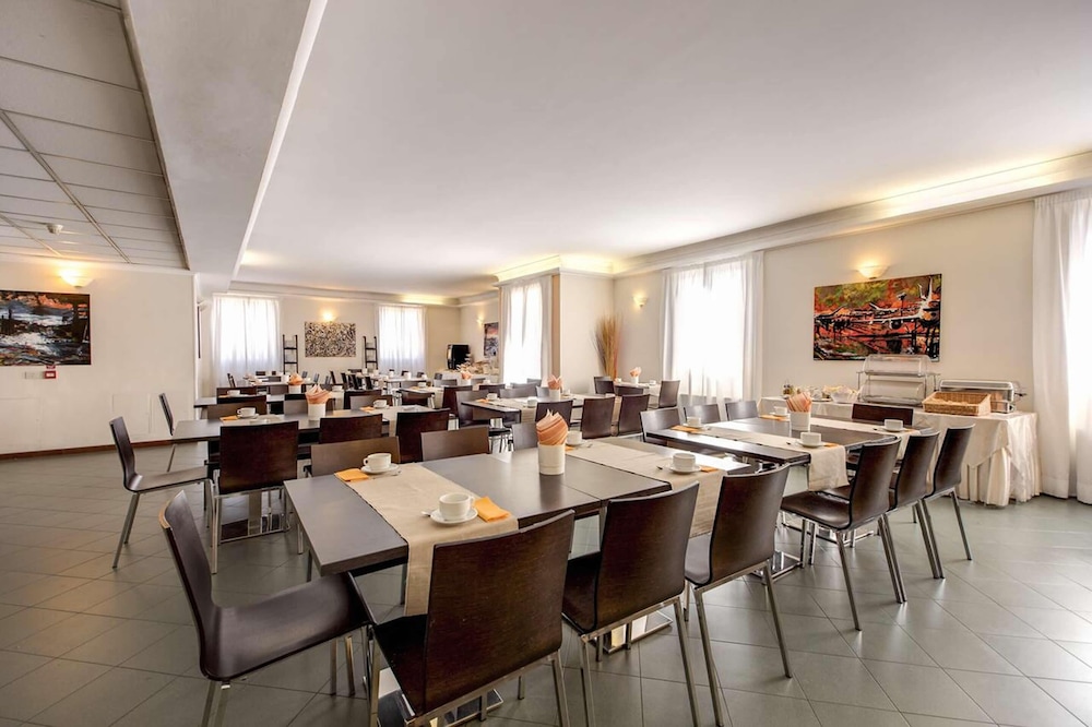 Hotel Alba Torre Maura 21