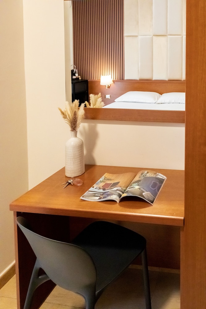 Alba Domus Roma B&B 7