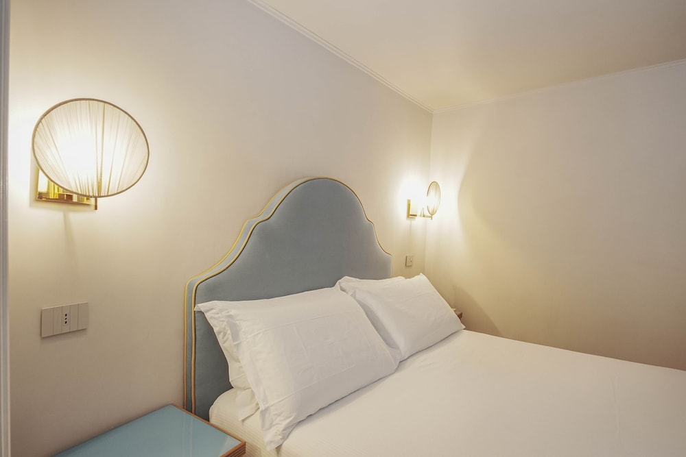Hotel City Palazzo dei Cardinali 24