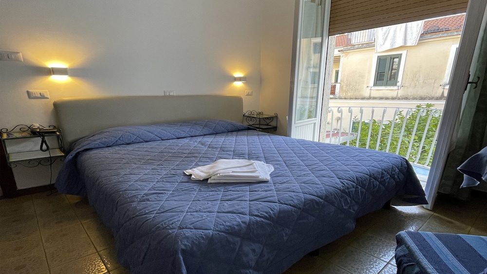Hotel Europa 8
