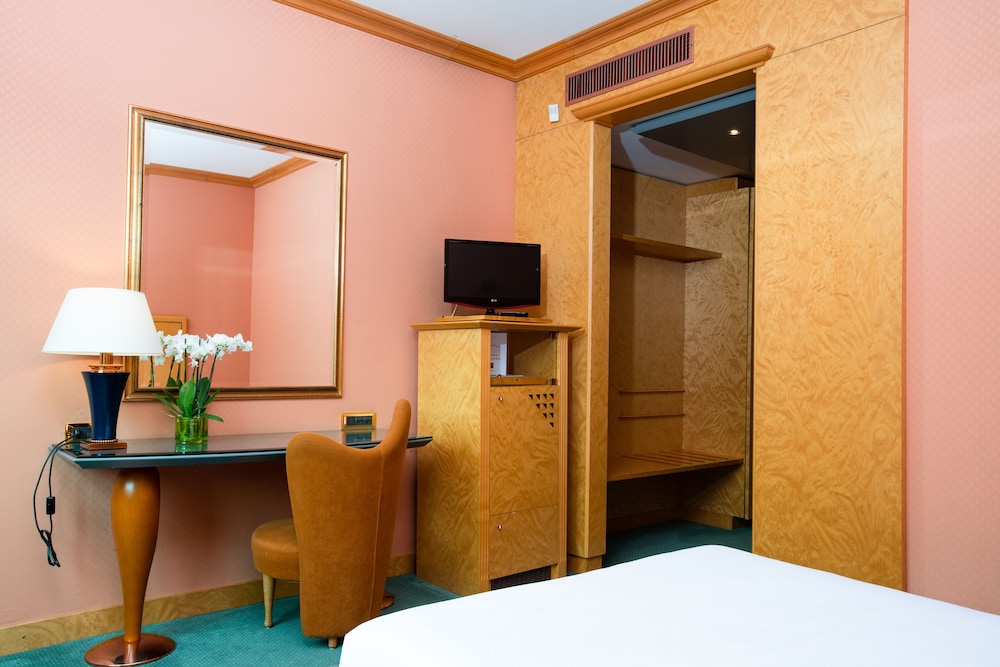 SHG Hotel Antonella 8