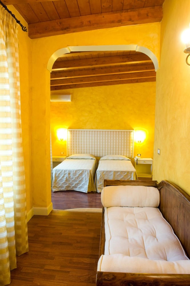 Park Hotel Villaferrata 11