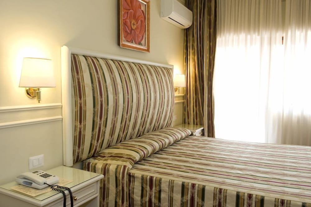 Park Hotel Villaferrata 6
