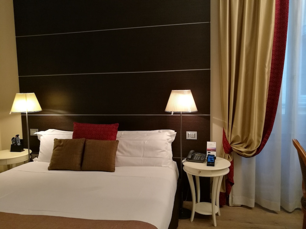Townhouse 33 Boutique Hotel 15