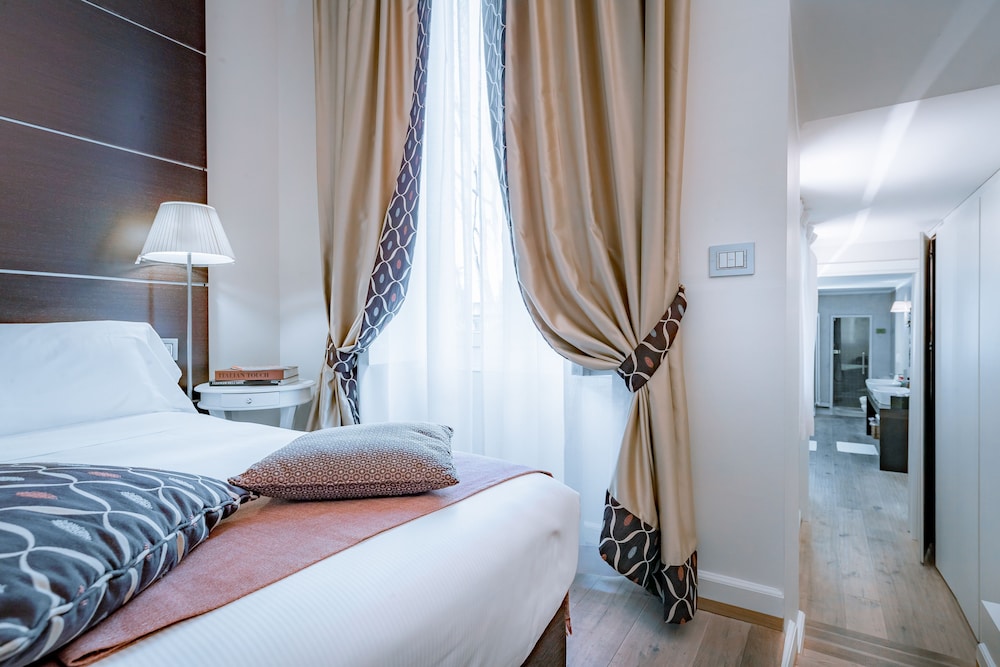 Townhouse 33 Boutique Hotel 8