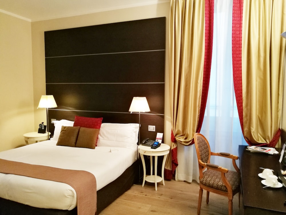 Townhouse 33 Boutique Hotel 12