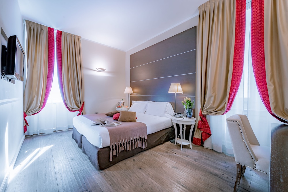 Townhouse 33 Boutique Hotel 9
