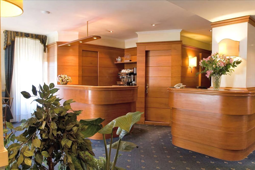 Hotel Laura 4