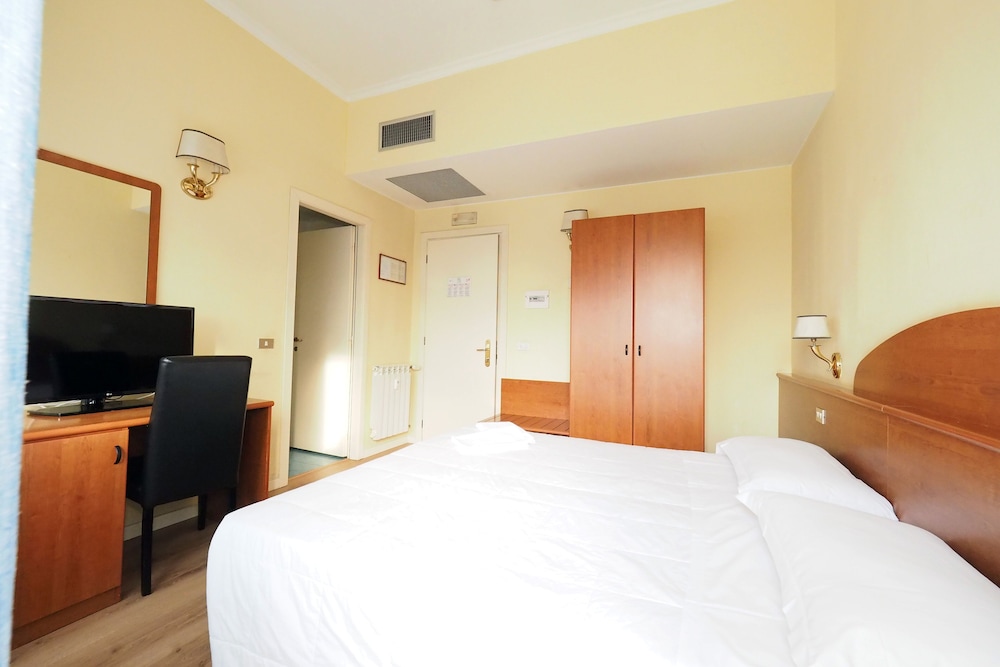 Hotel Laura 23
