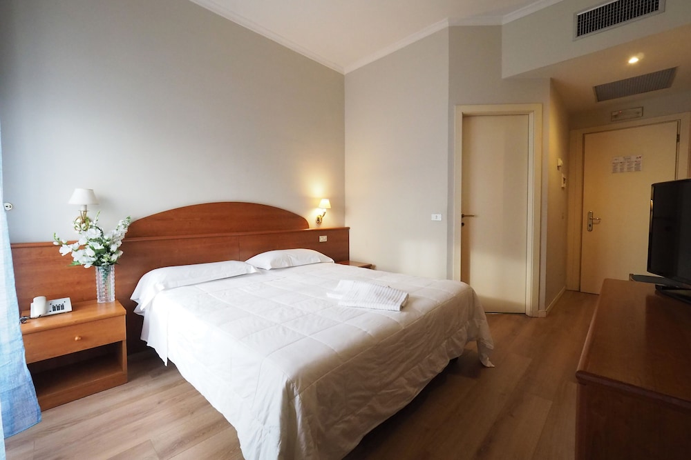 Hotel Laura 7