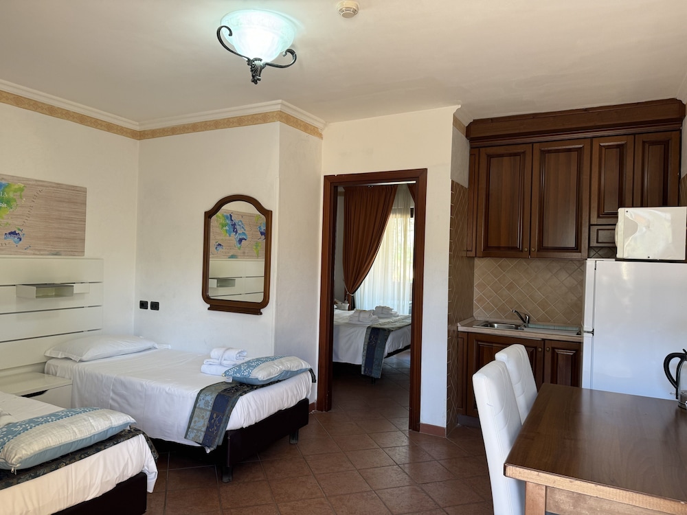 Euro House Inn Airport 16