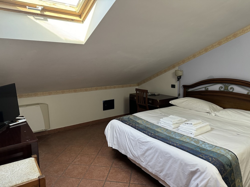 Euro House Inn Airport 18