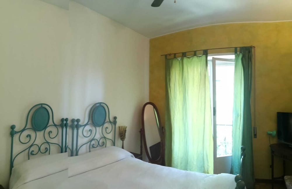 B&B Bio 22